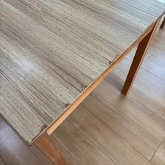 IKEA ダイニングテーブルの画像