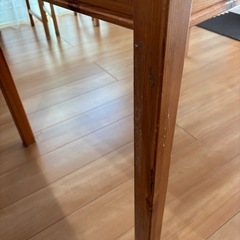 IKEA ダイニングテーブルの画像