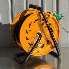 A663◇日動工業◇電工ドラム◇コードリール◇30m◇アース◇屋内型◇4口◇NF-E34
の画像