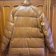 お値下げ　美品♠️ラムレザー　ダウンジャケット　Ｌ　キャメルの画像