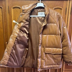 お値下げ　美品♠️ラムレザー　ダウンジャケット　Ｌ　キャメルの画像