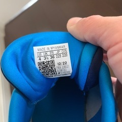adidas⭐︎22.5cmの画像