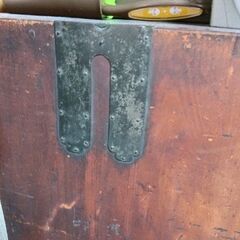 古い箪笥の画像