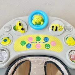 アカチャンホンポ　歩行器の画像