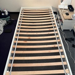 [バラ売り可能]IKEAシングルベットフレームx3台の画像