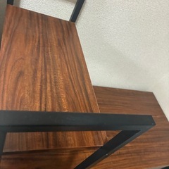 ブラウン木製デスク オープンシェルフ付き　直接取引　長崎の画像