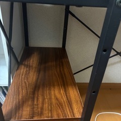 ブラウン木製デスク オープンシェルフ付き　直接取引　長崎の画像