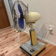 MITSUBISHIレトロ扇風機の画像