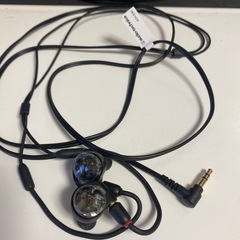 オーディオテクニカ ATH-E40 モニターイヤホン 有線 イヤモニ ゲーミング FPS 6.3mmヘッドホン端子変換プラグ付き キャリングケース付き 着脱ケーブル 【国内正規品】の画像