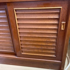 昔の食器棚ですの画像