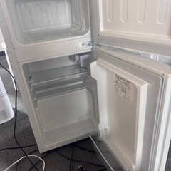 2025年式60L冷蔵冷凍庫の画像