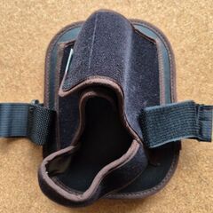 美品　フットガード　Mの画像