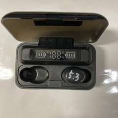 ワイヤレスイヤホンの画像