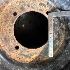 タイヤテーブル　イス　バギータイヤ　1本パンク　の画像