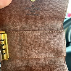 ヴィトンキーケースの画像