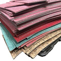 汚れあり タイルカーペット 50cm×50cm 40枚くらい はぎれ少しありの画像