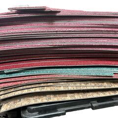 汚れあり タイルカーペット 50cm×50cm 40枚くらい はぎれ少しありの画像