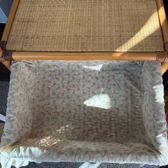 藤の衣装ケースの画像