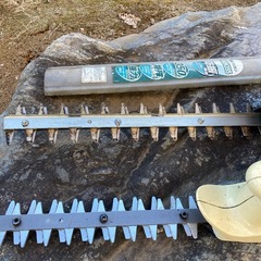 庭木植木バリカン2個　の画像