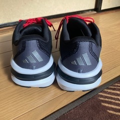adidas 靴　27センチ　新品　未使用品の画像