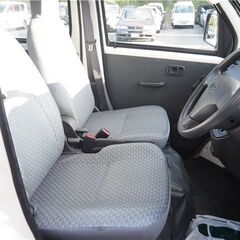 誰でも車が買える次世代低与信ローン専門店／ 安心の１年保証付き 距離無制限！中古車販売 カーメル福島本店 平成２7年 ダイハツ　ハイゼットカーゴ　スペシャル４ＷＤ　　148000㌔の画像