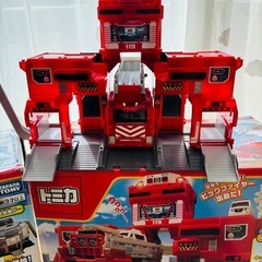 トミカ ポリスステーション&ファイヤーステーションの画像