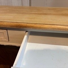 テーブル　机の画像