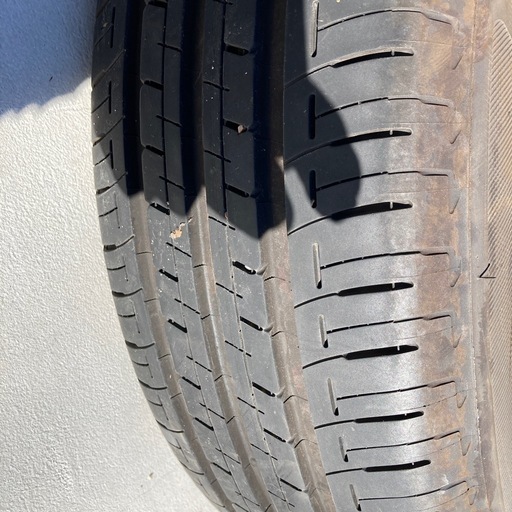 ノーマルタイヤ　185/65R15 BS