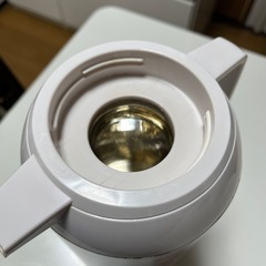 ピーコック　ハンディポット魔法瓶　
1.9リットル の画像