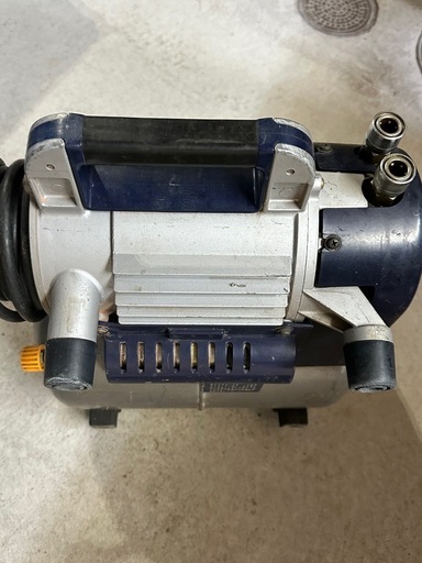 MAX エアーコンプレッサー (M) 森のその他の中古あげます・譲ります