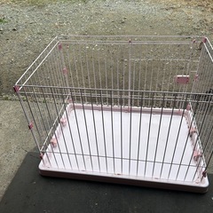 小型犬用サークル　錆び汚れありの画像