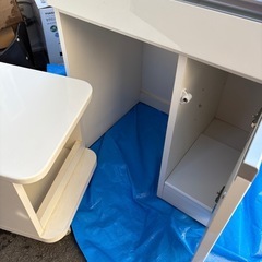 G1222 ホワイトドレッサー　コンセントあり　の画像