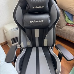 ゲーミングチェア2脚セット
の画像