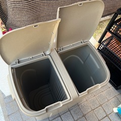 ごみ箱 75リットル　分別ダストの画像