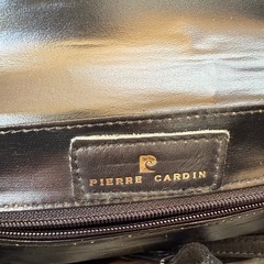 PIERRE CARDINのシェル型ショルダーバッグの画像