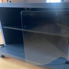 キャスター付きテレビ台の画像