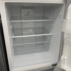 【6ヶ月間の動作保証付＋軽トラック無料貸出！】Hisense  3ドア冷蔵庫の画像