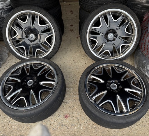 受け渡し予定者決まりました。175/80R16 DUNLOP/WINTER MAXX SJ8 19年 