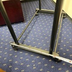 【ハンガーラック／2段タイプ／キャスター付き】の画像