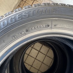 ブリヂストン　ブリザック　スタッドレスタイヤの画像