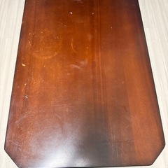 折りたたみテーブルの画像