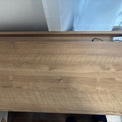 鏡台、学習テーブルになる机の画像