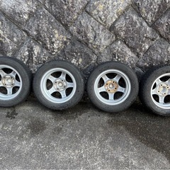 スタッドレスタイヤ アルミホイール 4本セットの画像