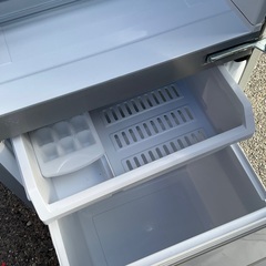 【RKGRE-620】特価！アクア/AQUA/126L 2ドア冷凍冷蔵庫/AQR-13M(S)/中古品/2022年製/店頭引取推奨商品/弊社近隣配達も可/の画像