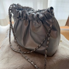 シルバーリボンバッグの画像