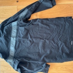 adidasトレーナーMサイズの画像