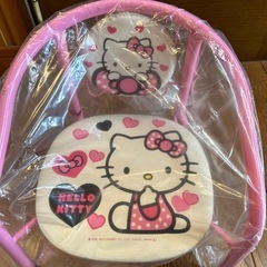 キティーちゃん椅子の画像