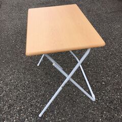 JM20560K)折畳テーブル＜幅：約70cm 高さ：約65cm 奥行：47cm＞中古品【取りに来られる方限定】　 -の画像