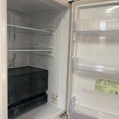 シャープ冷蔵庫の画像