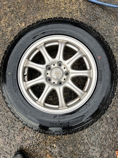 値下げしました！スタッドレスタイヤ4本